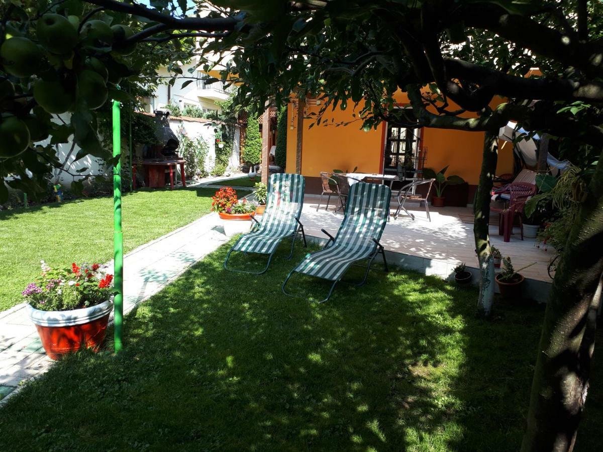 Hotel Casa Lucky Rîşnov Exterior foto